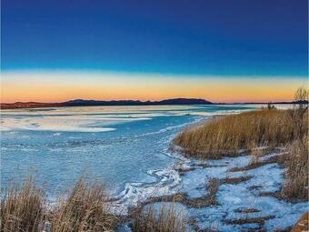 Six-bedroom Holiday Home In Vrana