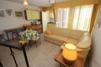 Apartamentos Torti Cristina