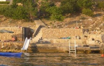 Apartments Villa M-prizna