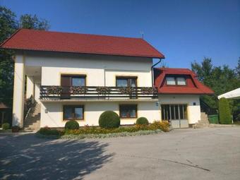 Hostal Triple Room Irinovac 14749b