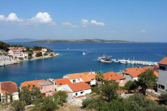 Apartments With A Parking Space Sali (dugi Otok) - 8185