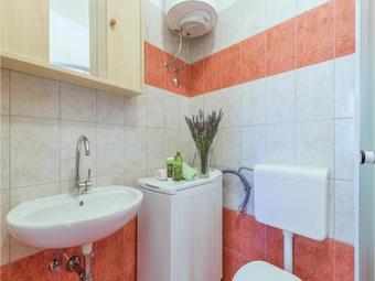 Two-bedroom Apartment In Segotici