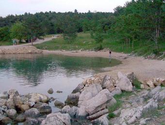 Apartment In Silo/insel Krk 13587