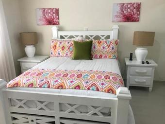 Hotel Rancho Guacamayos