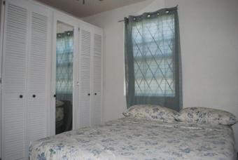 Peaceful Caribbean Airport Apartment