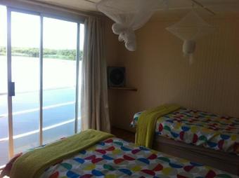 Delta Belle Houseboat