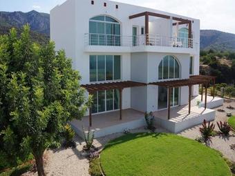 Joya Cyprus Moonlight Penthouse Apartment