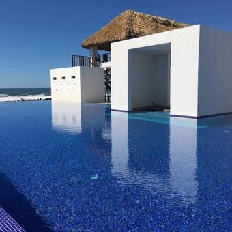 Hotel Maya Jade Resort