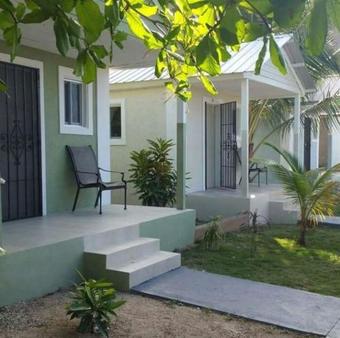 Hotel Taino Beach Bar