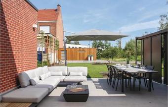 Four-bedroom Holiday Home In Zemst