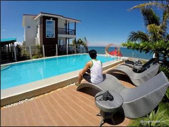 Hotel Brisa Marina Beachfront Resort