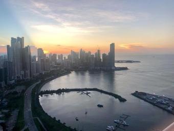 Ph Yacht Club Apartment