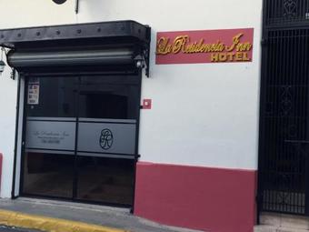 Posada La Residencia Inn