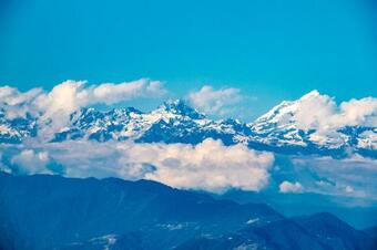 Lodge Oyo 135 Lost Garden Apartment And Guest House