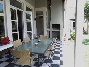 Hostal 1932 House Bed And Breakfast