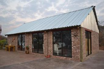 Tana Safaris Bush Camp