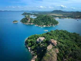 Hostal Monkey Bay Beach Lodge