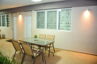 Hostal Romansa Apartments