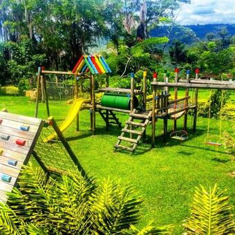 Hacienda Santa Barbara Club Campestre