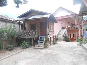 Hostal Meexai Guesthouse