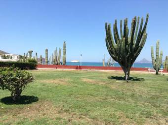Hotel Playa De Cortes