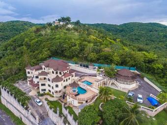 Hostal Clarridge View Guesthouse