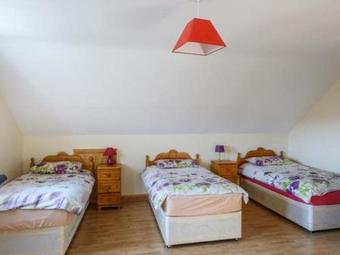 Carrick Cottage, Derrybeg