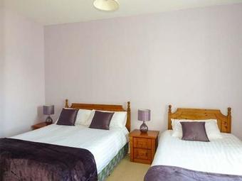 Teach Sheonai, Letterkenny