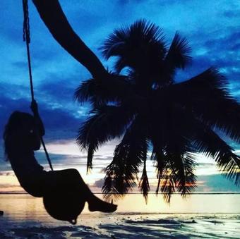 Hotel Waruka Bay Resort