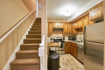 Brookside Retreat: The Guesthouse