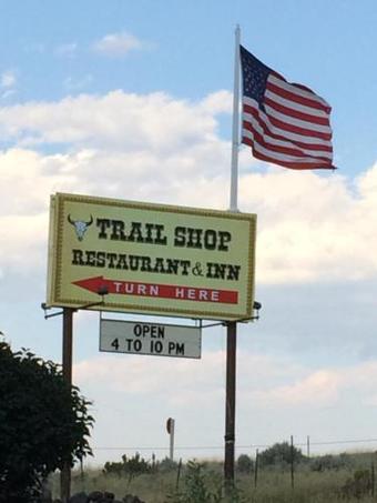 Posada Trail Shop Inn