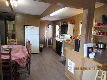 Villa Uncle Billy Bob's Redneck Trailers Vacation Rentals #2