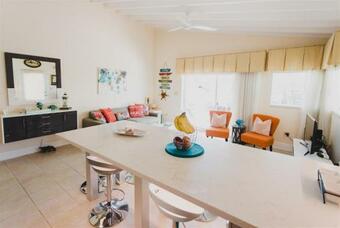 Duck Key Vacation House 2 Bedroom 2 Bath 40"dock Trailer Storage Incl