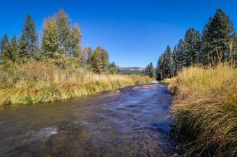 Mountain And River View Cliff House