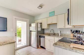 Key Lime On Fifth Street