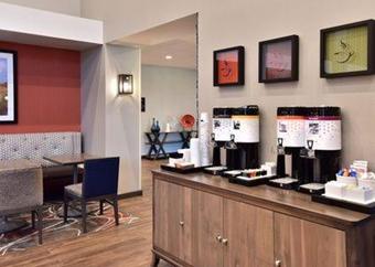 Hotel Hampton Inn And Suites At Wisconsin Dells Lake Delton