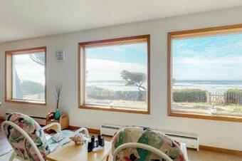 Tillicum Beach Overlook