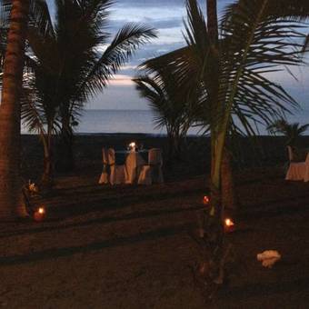 Hotel Y Restaurante Cesar Mariscos