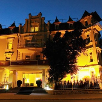 Hotel NH Carlton