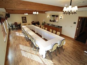 Hotel Town & Country Inn And Suites