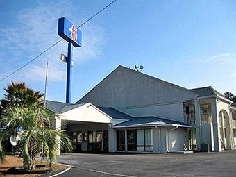 Motel 6 - Hardeeville