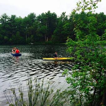 Apartamento Clear Pond Getaway