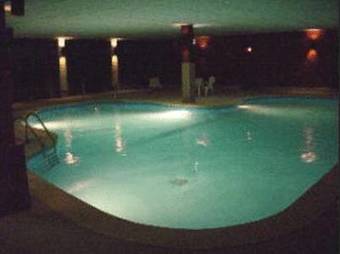 Hotel Chateau Royale Inn