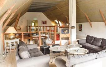 Nine-bedroom Holiday Home In Stromsnasbruk