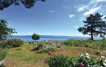 Two-bedroom Holiday Home In Lidkoping