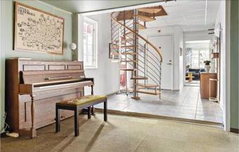 Nine-bedroom Holiday Home In Linneryd