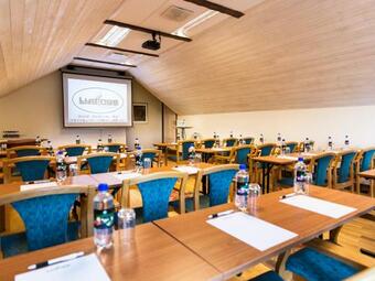 Hotel Lydinge Resort