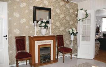 Four-bedroom Holiday Home With Lake View In �motsfors