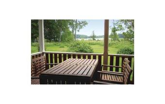 Three-bedroom Holiday Home In Katrineholm