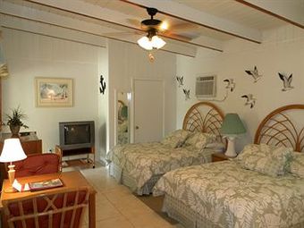 Anchor Inn And Cottages